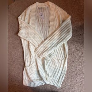 American Eagle Outfitters Women's Ivory Cardigan